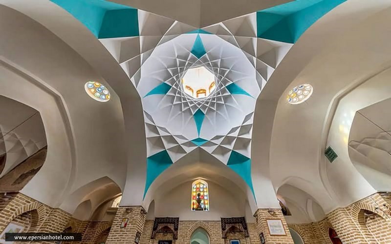معماری فضای داخلی حمام خان یزد